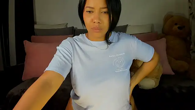Snapshot of NicolePasqualott chatting on 01-12-25, 02:24 NicolePasqualott online show from 01-12-25, 02:24