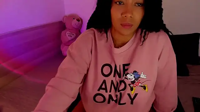 NicolePasqualott online show from 11-17-25, 08:25