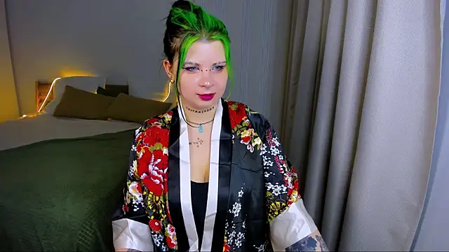 Snapshot of AliceSpencery chatting on 06-19-26, 02:54 AliceSpencery online show from 06-19-26, 02:54