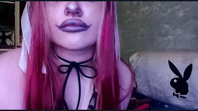 Snapshot of AceAsss chatting on 07-12-26, 09:39 AceAsss online show from 07-12-26, 09:39