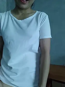 Snapshot of camri-zz chatting on 06-16-26, 07:55 camri-zz online show from 06-16-26, 07:55