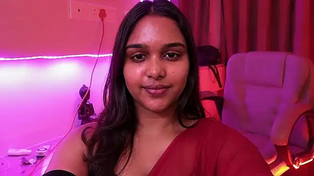Snapshot of Anushu72 chatting on 06-15-26, 05:26 Anushu72 online show from 06-15-26, 05:26