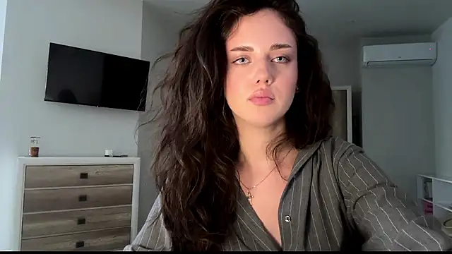 A Milly online show from 06-27-26, 12:22