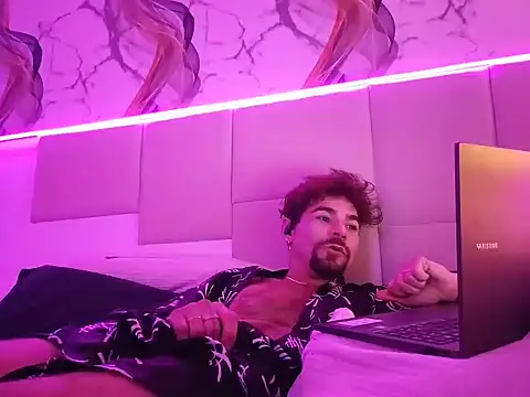EnricoNetto online show from 07-22-26, 11:51