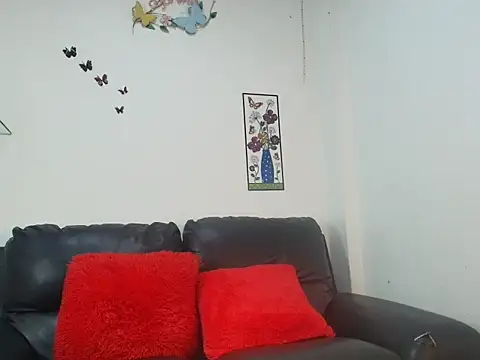 Snapshot of EMI_BLISS chatting on 06-16-26, 08:33 EMI BLISS online show from 06-16-26, 08:33