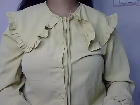 Snapshot of janni_moni chatting on 08-02-26, 12:03 janni moni online show from 08-02-26, 12:03