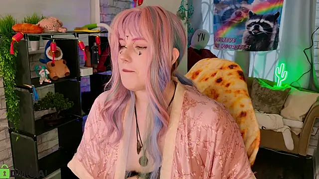 Snapshot of Candy-yeah chatting on 06-29-26, 01:12 Candy-yeah online show from 06-29-26, 01:12