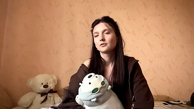 Snapshot of RonnaFalbo chatting on 06-15-26, 01:02 RonnaFalbo online show from 06-15-26, 01:02