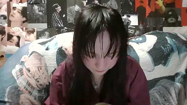Snapshot of LittilePrincess chatting on 07-21-26, 08:33 LittilePrincess online show from 07-21-26, 08:33
