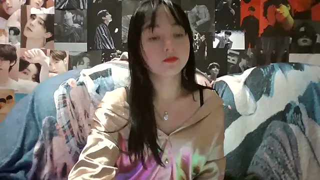 Snapshot of LittilePrincess chatting on 07-23-26, 06:17 LittilePrincess online show from 07-23-26, 06:17