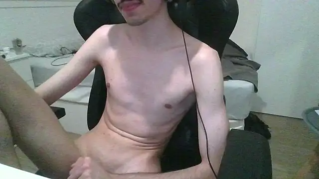 Snapshot of gabrielNovin17cm chatting on 06-24-26, 08:41 gabrielNovin17cm online show from 06-24-26, 08:41