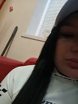 Snapshot of LoveVixen_LoveWolf chatting on 07-17-26, 10:00 LoveVixen LoveWolf online show from 07-17-26, 10:00