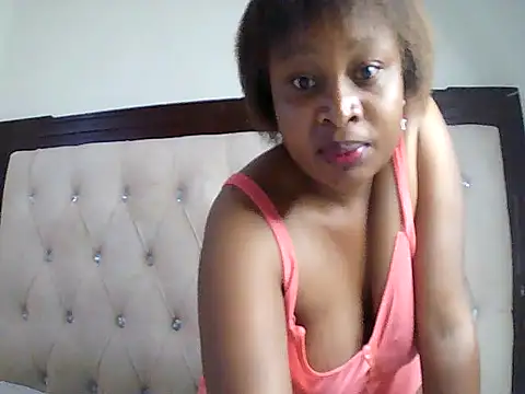 Snapshot of Cute_reen chatting on 08-07-26, 11:56 Cute reen online show from 08-07-26, 11:56
