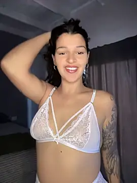 Snapshot of maar-1 chatting on 06-17-26, 05:25 maar-1 online show from 06-17-26, 05:25