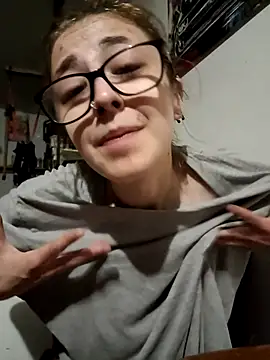 NeedyNina online show from 07-08-26, 01:37