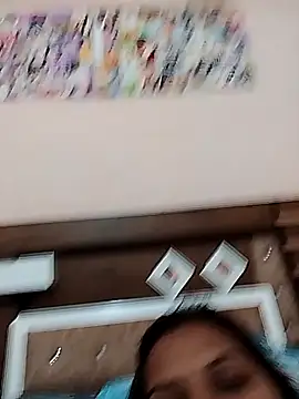 Snapshot of Seema_54 chatting on 06-16-26, 04:59 Seema 54 online show from 06-16-26, 04:59