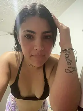 Snapshot of Salsa_Seductre chatting on 07-01-26, 05:56 Salsa Seductre online show from 07-01-26, 05:56