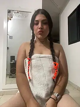 Snapshot of Salsa_Seductre chatting on 07-02-26, 04:40 Salsa Seductre online show from 07-02-26, 04:40