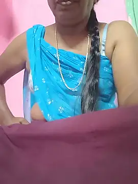 Snapshot of Tamilsexy35 chatting on 06-26-26, 03:38 Tamilsexy35 online show from 06-26-26, 03:38