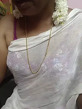 Snapshot of Tamilsexy35 chatting on 07-14-26, 03:22 Tamilsexy35 online show from 07-14-26, 03:22