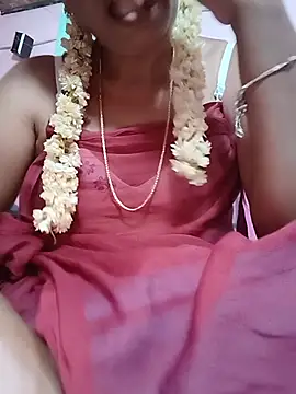 Snapshot of Tamilsexy35 chatting on 07-19-26, 06:17 Tamilsexy35 online show from 07-19-26, 06:17