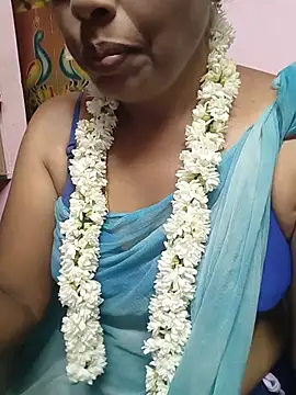 Snapshot of Tamilsexy35 chatting on 08-02-26, 08:57 Tamilsexy35 online show from 08-02-26, 08:57