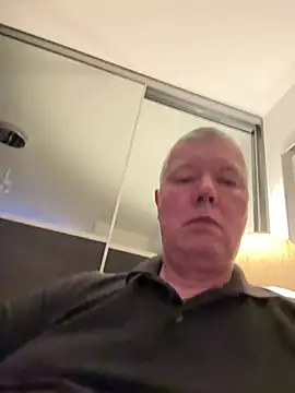 Snapshot of cumboy chatting on 01-02-25, 08:35 cumboy online show from 01-02-25, 08:35