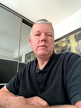 Snapshot of cumboy chatting on 10-24-25, 02:24 cumboy online show from 10-24-25, 02:24