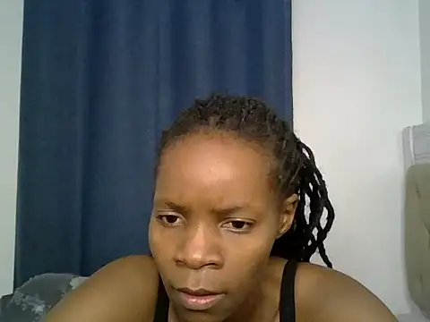 Snapshot of exoticglow chatting on 07-25-26, 07:44 exoticglow online show from 07-25-26, 07:44