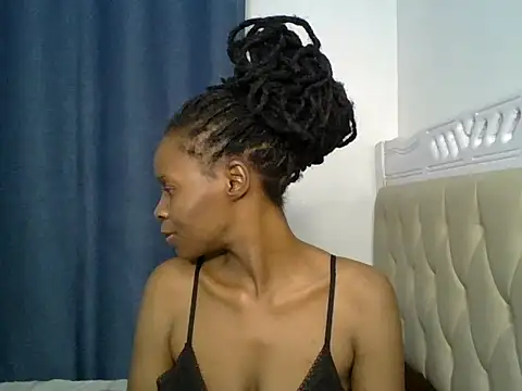 Snapshot of exoticglow chatting on 07-26-26, 08:16 exoticglow online show from 07-26-26, 08:16