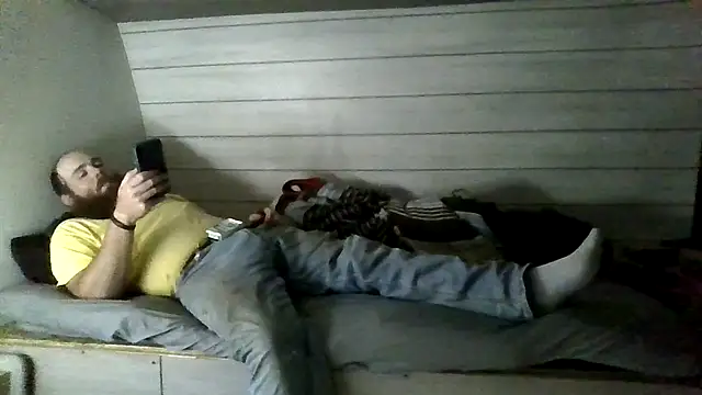 Snapshot of ThisGuy42o chatting on 07-15-26, 09:42 ThisGuy42o online show from 07-15-26, 09:42