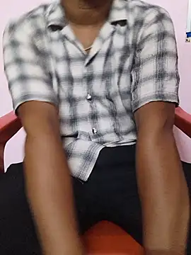 Snapshot of velchennai chatting on 06-19-26, 02:43 velchennai online show from 06-19-26, 02:43