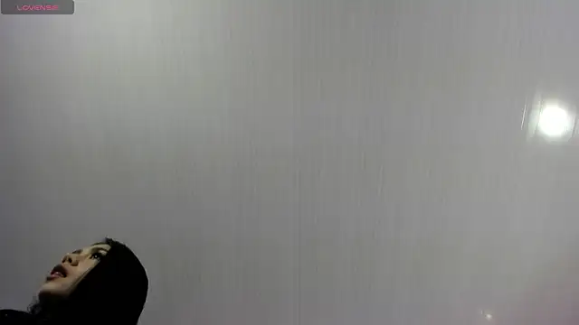 Snapshot of Gabriellaa27_ chatting on 06-25-26, 12:31 Gabriellaa27 online show from 06-25-26, 12:31