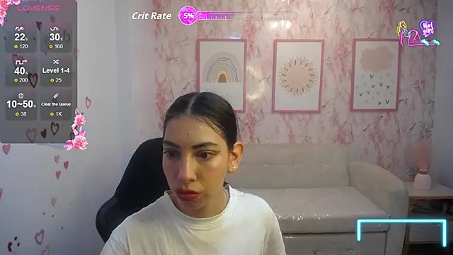 Snapshot of KiaraStar_ch chatting on 06-25-26, 12:53 KiaraStar ch online show from 06-25-26, 12:53