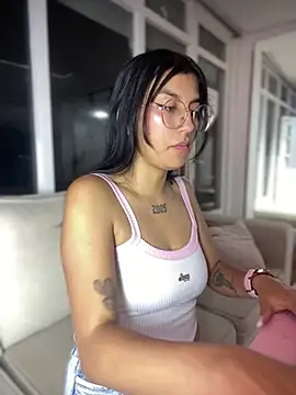 Snapshot of GabyLopez_Pink chatting on 06-24-26, 03:16 GabyLopez Pink online show from 06-24-26, 03:16