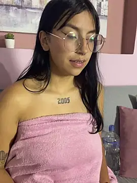 Snapshot of GabyLopez_Pink chatting on 07-28-26, 11:17 GabyLopez Pink online show from 07-28-26, 11:17