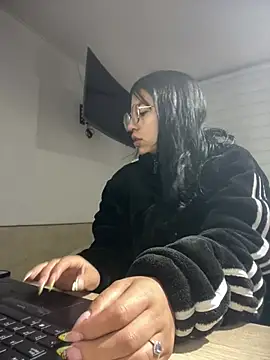 Snapshot of GabyLopez_Pink chatting on 07-31-26, 03:17 GabyLopez Pink online show from 07-31-26, 03:17