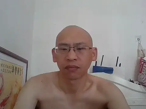 Snapshot of benly888 chatting on 06-28-26, 12:27 benly888 online show from 06-28-26, 12:27