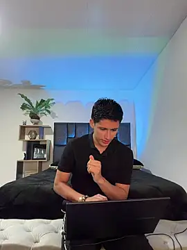 Snapshot of SantiLux_ chatting on 06-20-26, 03:53 SantiLux online show from 06-20-26, 03:53