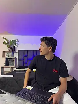 Snapshot of SantiLux_ chatting on 06-21-26, 03:53 SantiLux online show from 06-21-26, 03:53