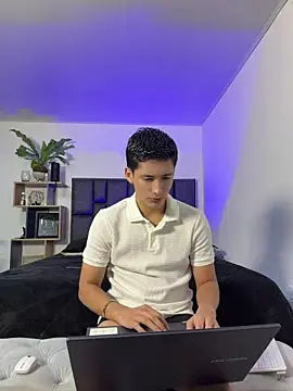 Snapshot of SantiLux_ chatting on 06-22-26, 12:45 SantiLux online show from 06-22-26, 12:45