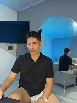 Snapshot of SantiLux_ chatting on 07-11-26, 11:50 SantiLux online show from 07-11-26, 11:50