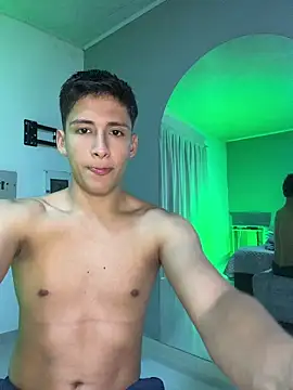 Snapshot of SantiLux_ chatting on 07-16-26, 01:11 SantiLux online show from 07-16-26, 01:11