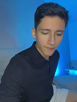 Snapshot of SantiLux_ chatting on 07-18-26, 03:00 SantiLux online show from 07-18-26, 03:00