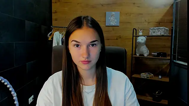 Snapshot of DianaaHill chatting on 07-07-26, 09:13 DianaaHill online show from 07-07-26, 09:13
