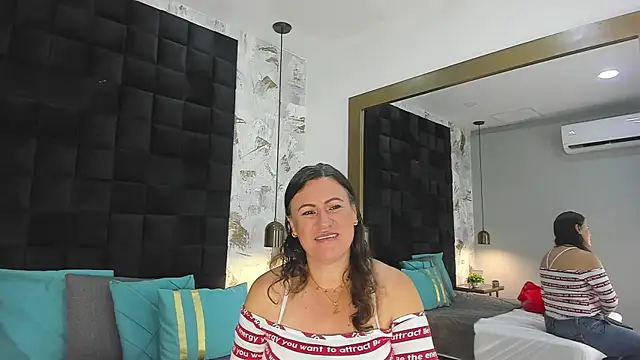 Snapshot of CharlotteG_ chatting on 07-29-26, 01:31 CharlotteG online show from 07-29-26, 01:31