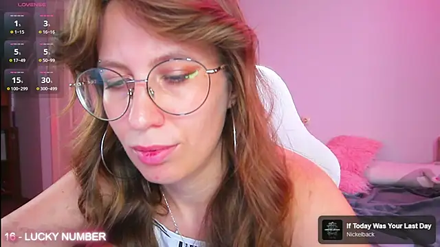 Snapshot of ms_allison__ chatting on 07-28-26, 02:13 ms allison online show from 07-28-26, 02:13