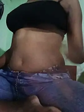 Snapshot of sirimussu chatting on 06-20-26, 05:27 sirimussu online show from 06-20-26, 05:27