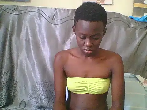 Snapshot of Tish_Leylah chatting on 07-03-26, 10:54 Tish Leylah online show from 07-03-26, 10:54