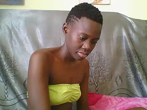 Snapshot of Tish_Leylah chatting on 07-14-26, 10:54 Tish Leylah online show from 07-14-26, 10:54